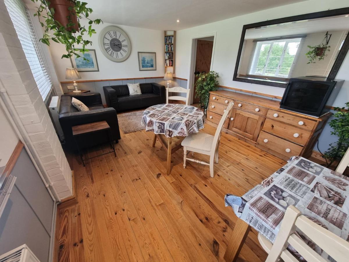 The Boathouse Bed & Breakfast Stratford-upon-Avon Bagian luar foto